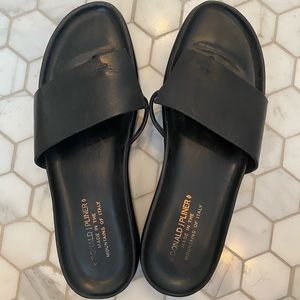 Donald J Pliner 9.5 “Fifi” black platform sandals.